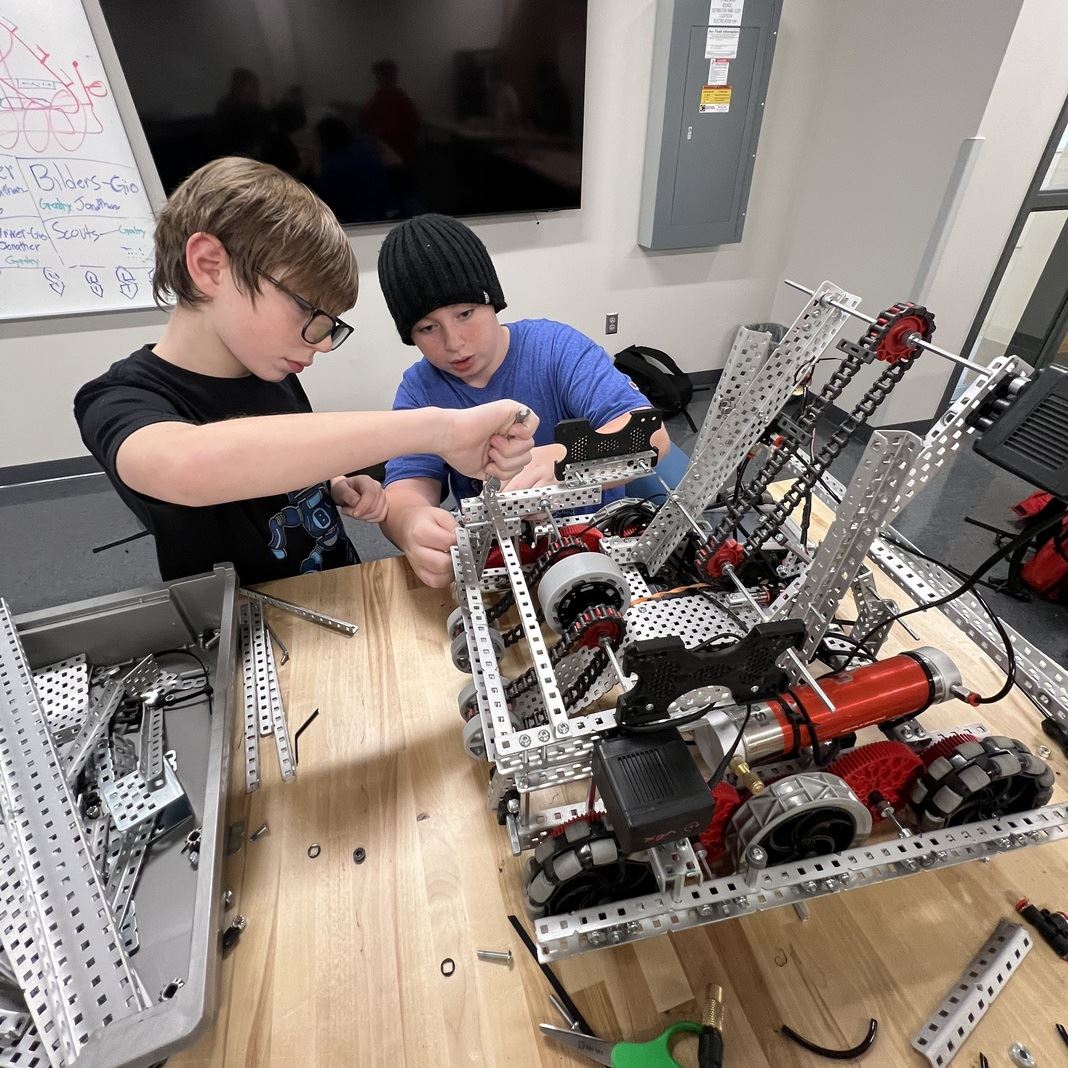  Students work on a robotics project